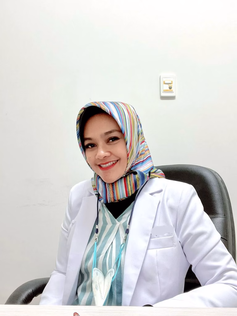 Dr. Jhauharina Rizki Fadhilla dr.-Jhauharina-Rizki-Fadhilla